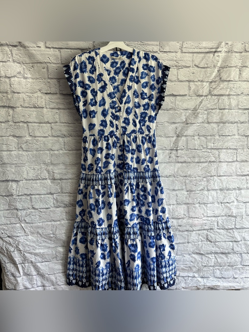 PREOWNED ABERCROMBIE AND FITCH BLUE SHORT SLEEVE FLORAL BUTTON MAXI DRESS SMALL